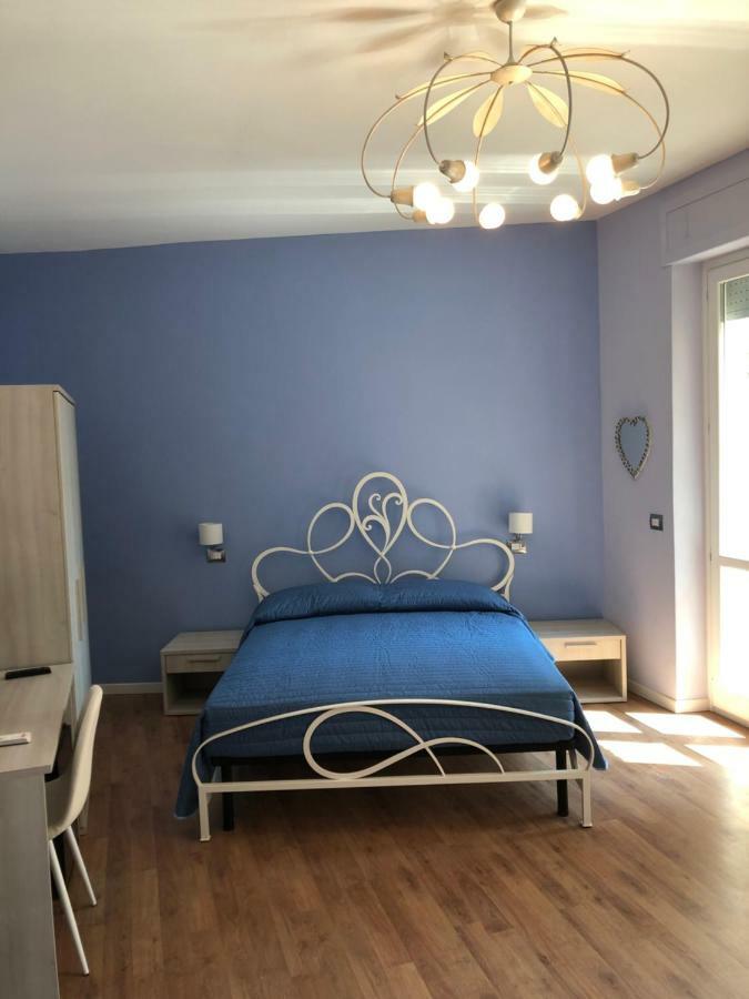 Km 0 Dal Centro By Tiziana Monaldi Hotel Питиляно Екстериор снимка
