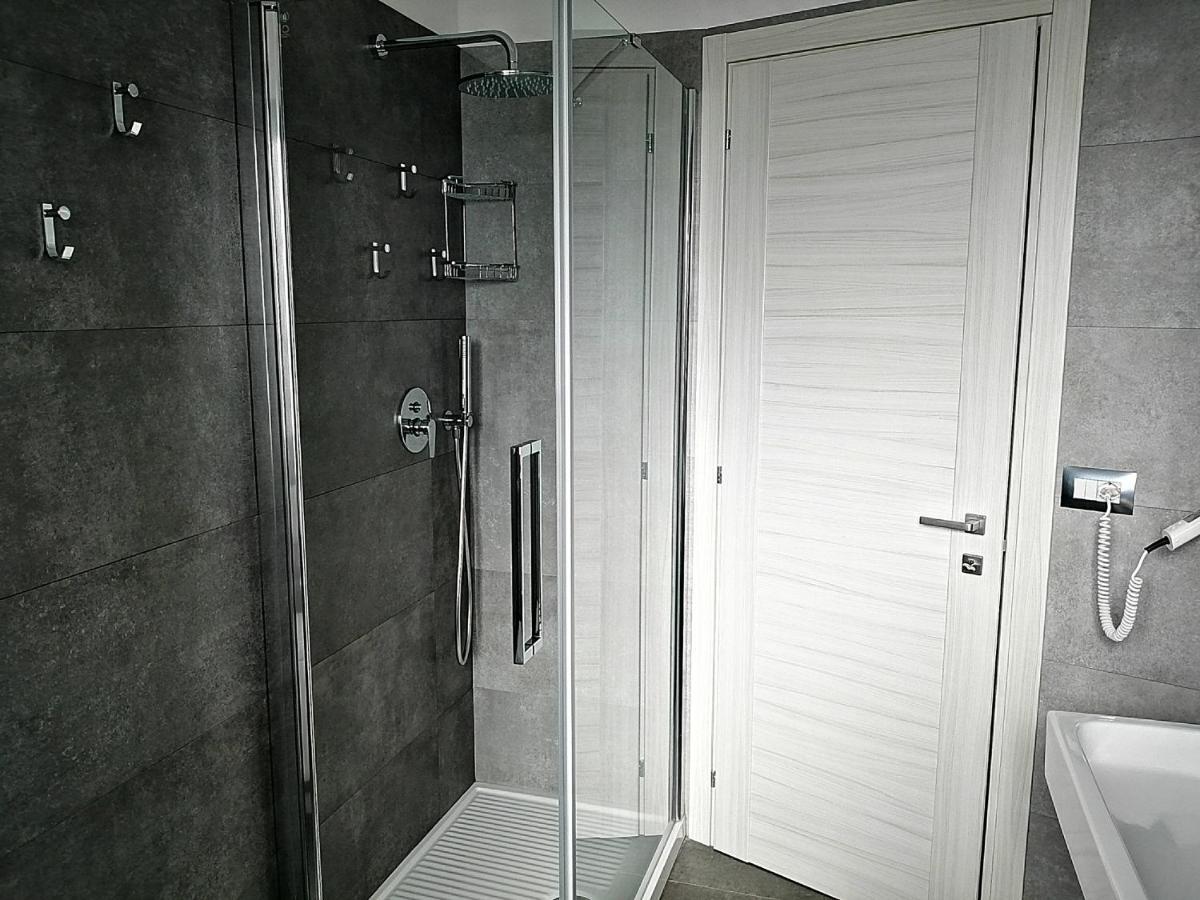Km 0 Dal Centro By Tiziana Monaldi Hotel Питиляно Екстериор снимка